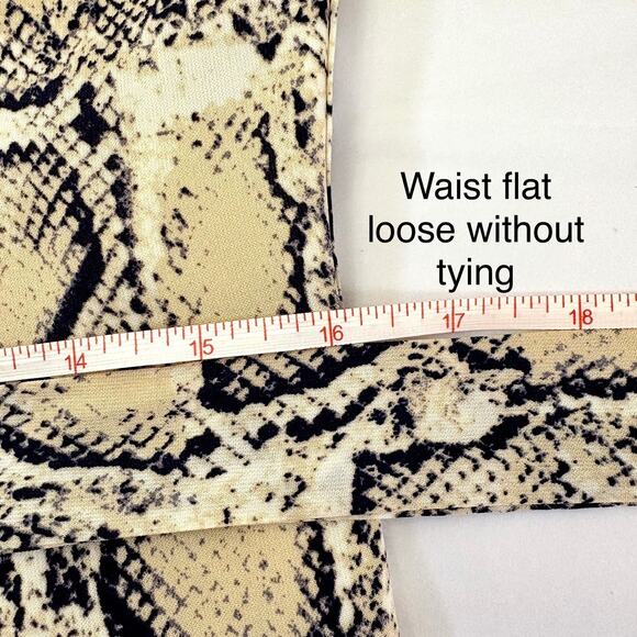 Mod Ref Women’s Wrap Dress Snakeskin Print Size M - Picture 12 of 14